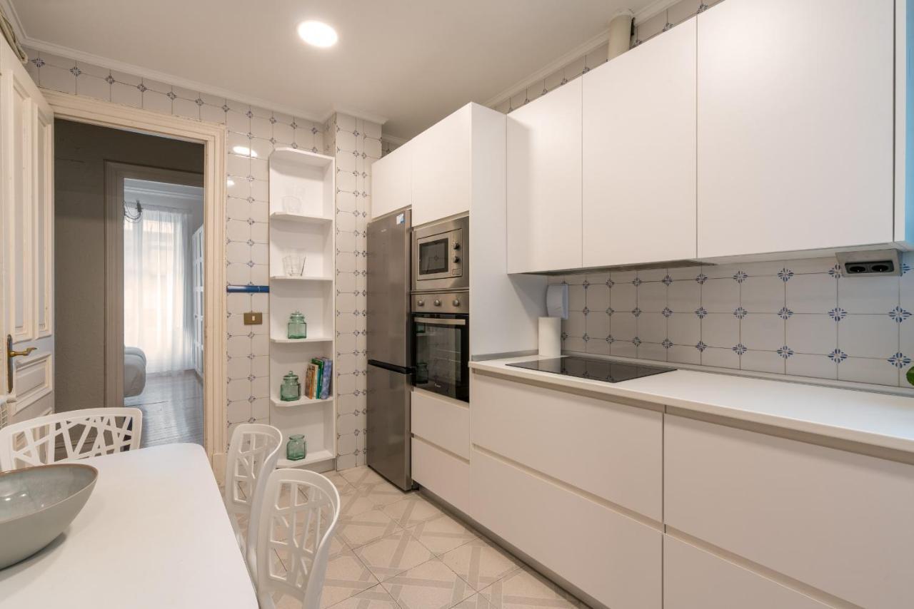 Amama Apartment By People Rentals Bilbao Ngoại thất bức ảnh